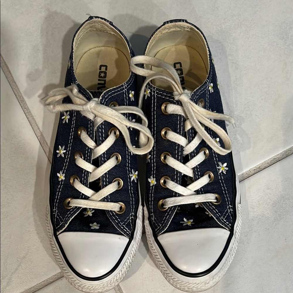 Converse Chuck Taylor All Star Denim Flower Sneakers